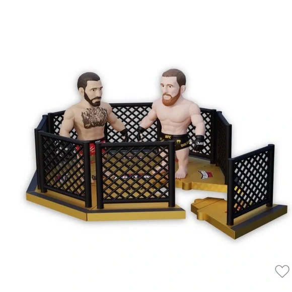 UFC Punching Bag with Action Figures Capsule Series 2 NEW!! - Picture 4 of 7